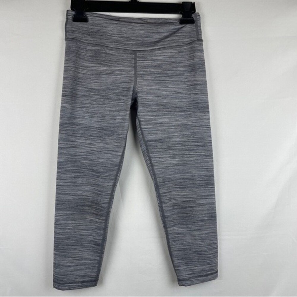 Ivivva by lululemon heater gray girls Capri leggings size 14